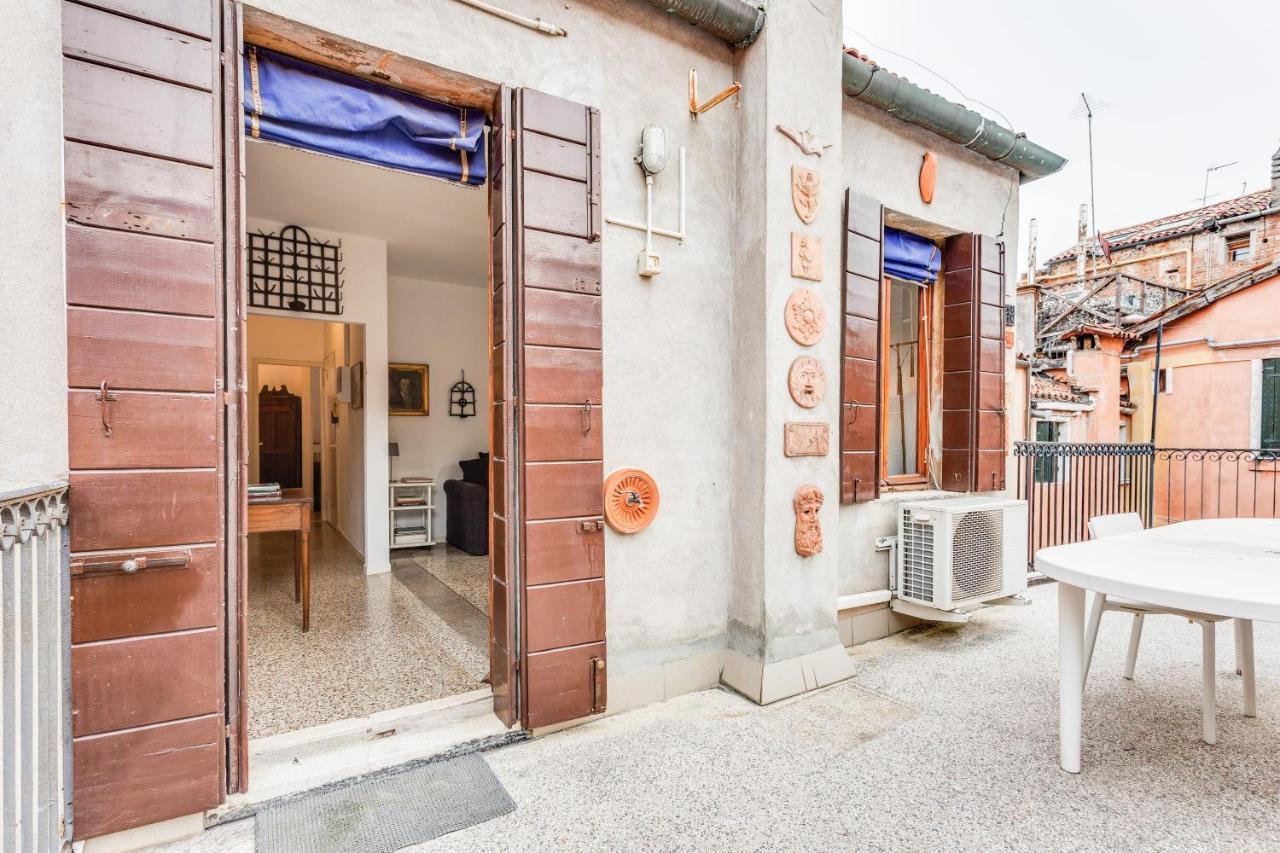Ca Lu Vintage Flat Con Vista Su San Marco! Apartment Venesia Bagian luar foto